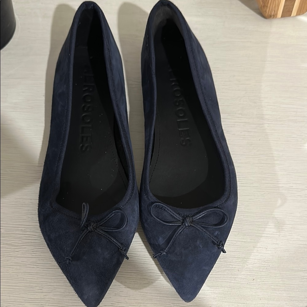 Aerosoles Women's Navy Suede Flats